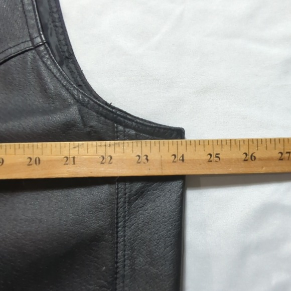 Starling Mens Black Leather Biker Vest Western Snap Front Size 52 fits 48" Chest - Picture 8 of 11